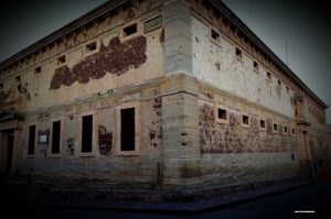 Featured image of post La Alhondiga